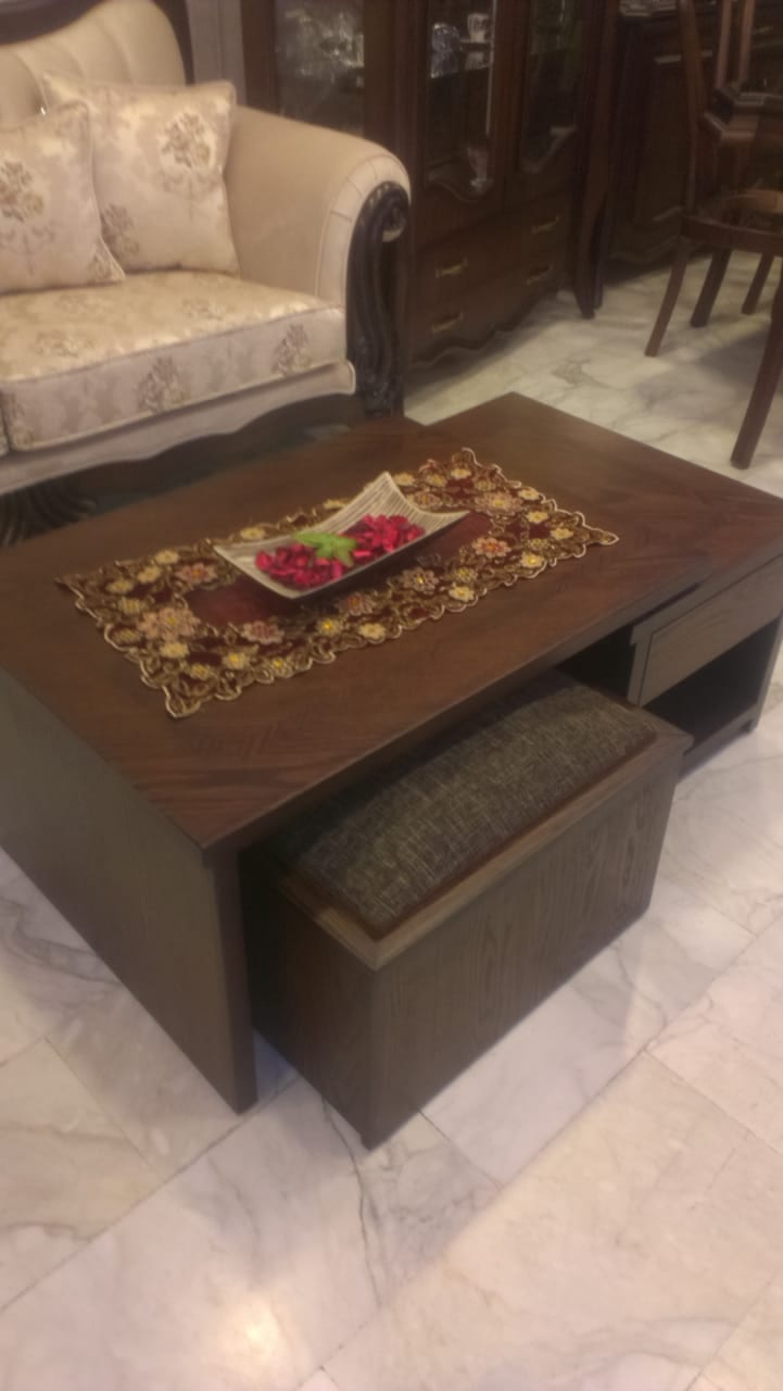 طربيزات وطاولات الوسط / خزائن احذية / طاولات شاشة
لا تنسَ أنك شاهدت هذا الإعلان في عنكبوت
تش...