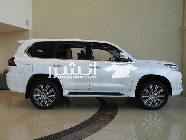 Lexus Lx570 . 2017 Model GCC Gulf suv . KM - 3,170 km Full Package plus Exporting to Port - $46, 000 Usd INFO -majed Tel/Whatapp +18169193160 facebook/drivemajed