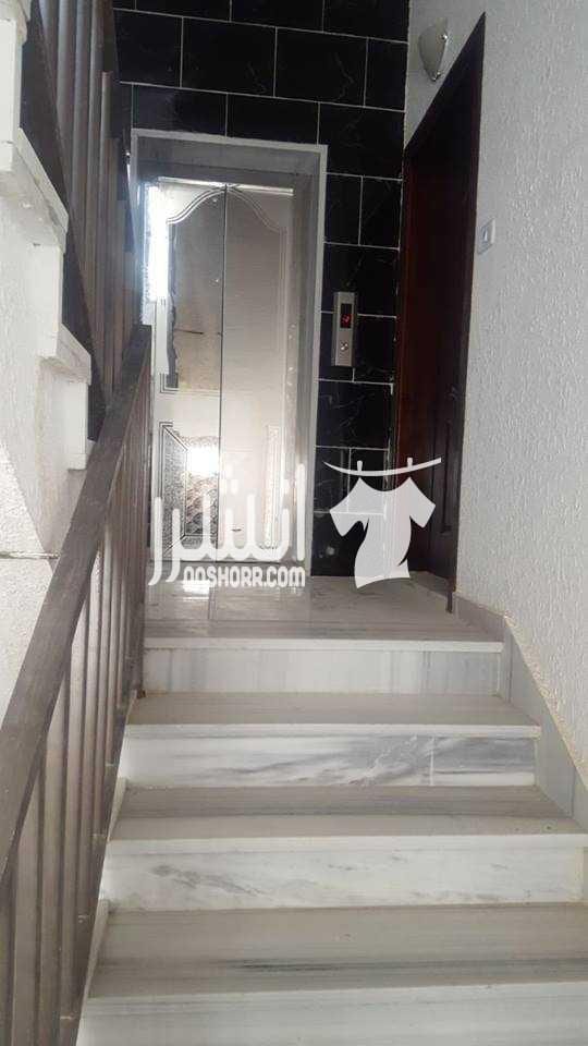 شقق بمساحات مختلفة للبيع من 107م _ 150 م في اجمل مناطق طبربور مقابل مركز أمن طارق البناء جديد لم يسكن بعد للبيع بالاقساط بدفعة اولى تبدا من5000 دينار الى 8000 دينار والباقي اقساط . والقسط الشهري...