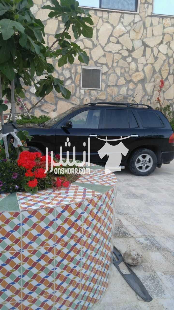 هيونداي سانتافيه 2002 بحالة جيدة للبيع هيونداي سانتافيه موديل 2002 لون أسود بحالة جيدة جدا للبيع ماتور 2700 سي سي غرفة ممتازة الفحص مرفق بالصور للاستفسار : 0795201460 0788877787 السعر : 6700...