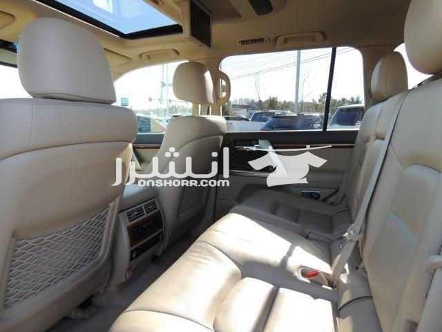 صنع وطراز: تويوتا لاند كروزر عام 2014 الكيلومترات: 53،300 كلم ناقل الحركة: أوتوماتيكي جاد الاتصال المشتري: bsadeel2008@gmail.com