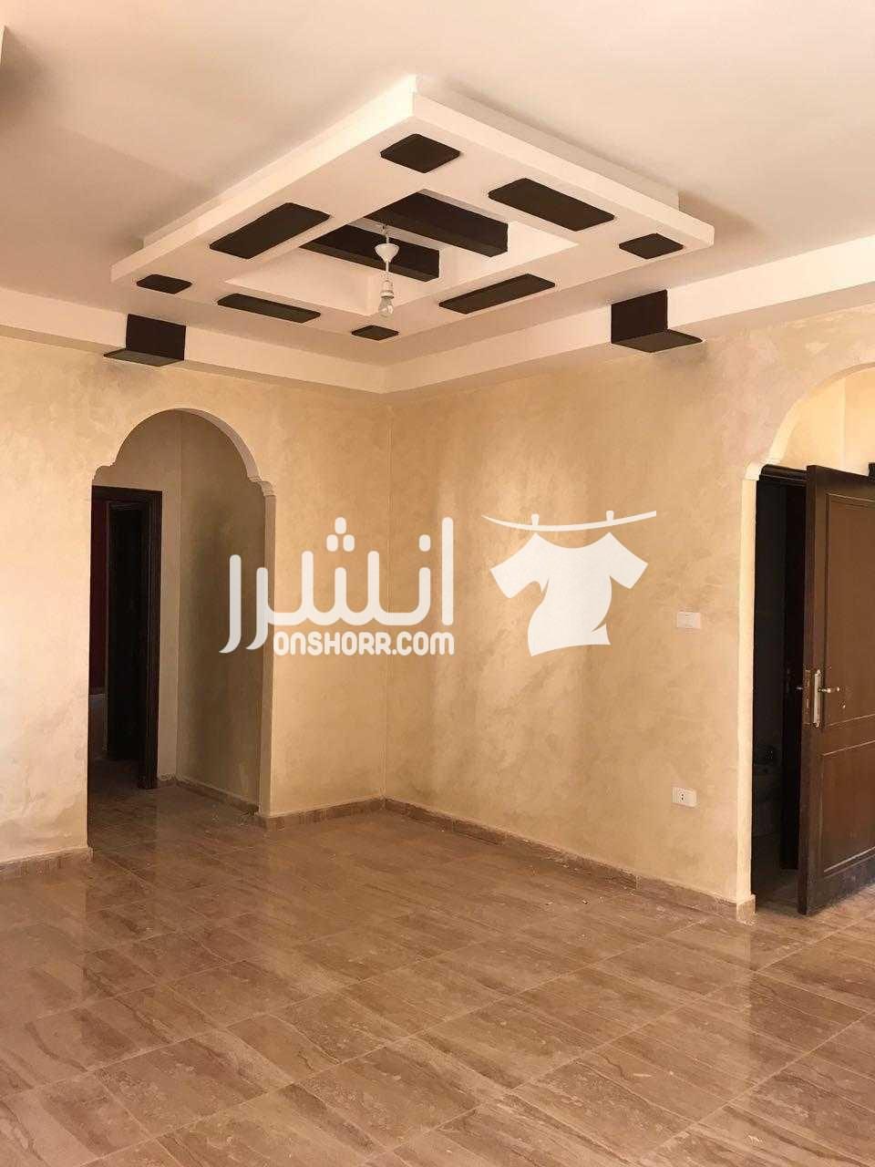 شقة فارغة للايجار مكونة من 3 غرف نوم في طبربور طابق أول، حمامين العنوان انزل من عند السهل الأخضر حتى تصل إلى دوار صغير ثم إذهب إلى اليمين واستمر إلى الأمام حتى ينتهي الشارع رقم العمارة 68 للاتصال مع...