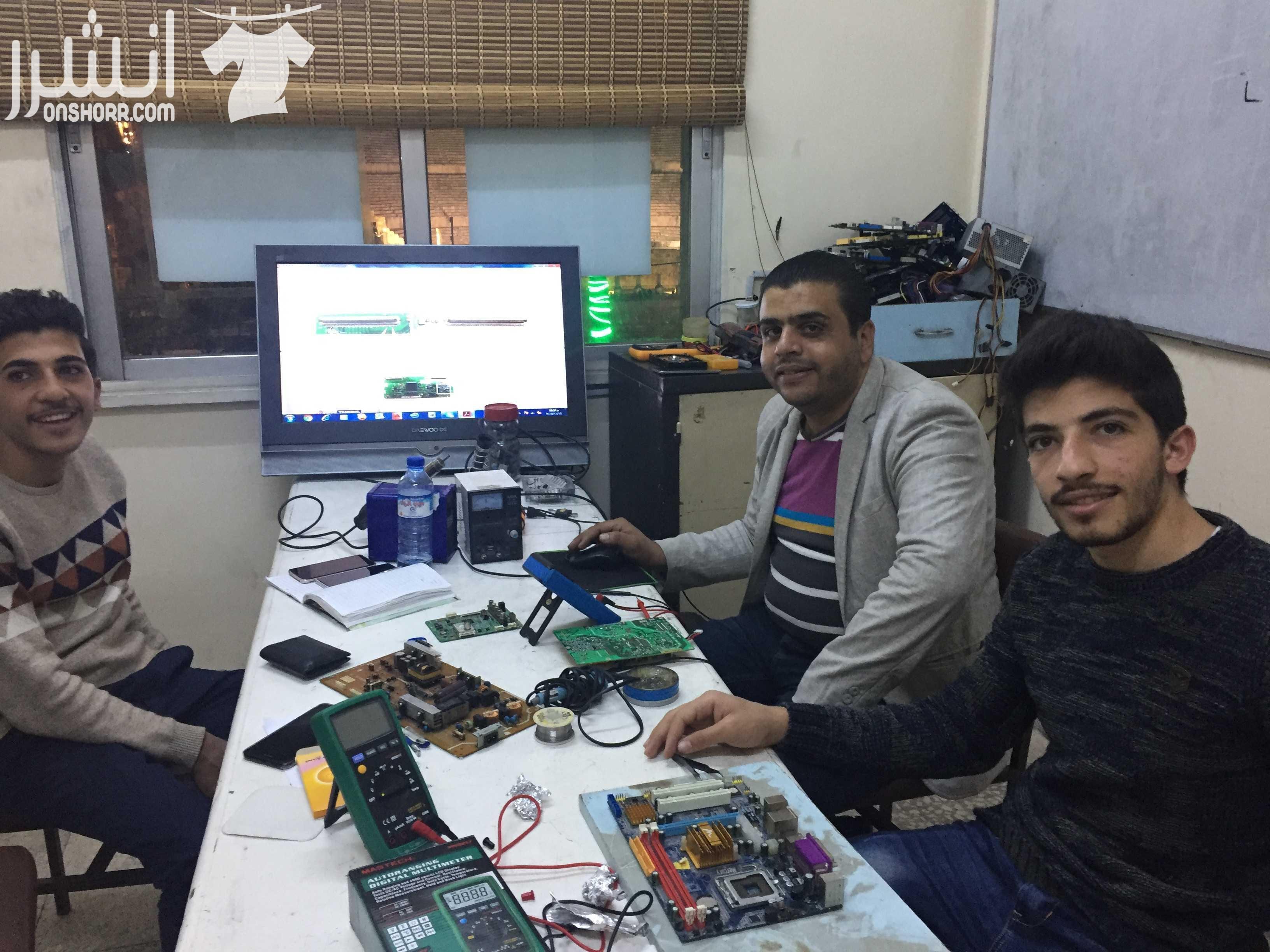 دورة الالكترونيــــــات الشاملــــــة اعلان من اكاديمية المركز العالي للتدريب المهني عمان - وسط البلد - مقابل البوابة الرئيسية للمدرج الروماني وبجانب حلويات السهل الاخضر ودرج جبل القلعة خلوي : 07953...