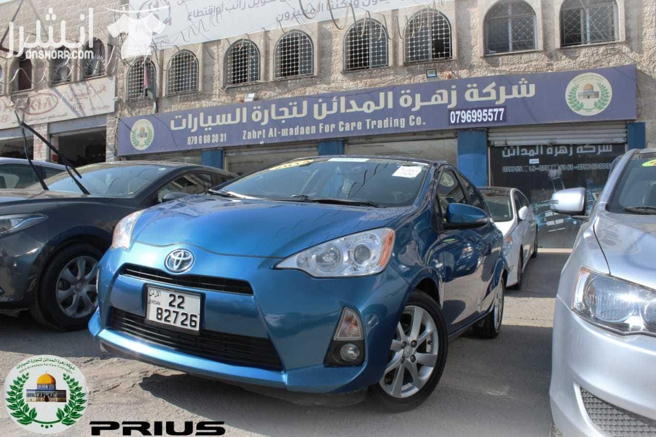 بريوس C موديل 2013 فحص 3 جيد امامي شمال مضروب ماشيه 70000 الف بدفعة 4000 والباقي اقساط ع الهويه بدون تحويل راتب شهادة راتب او اثبات دخل للاستفسار الرجاء الاتصال 0796603031 0795366046