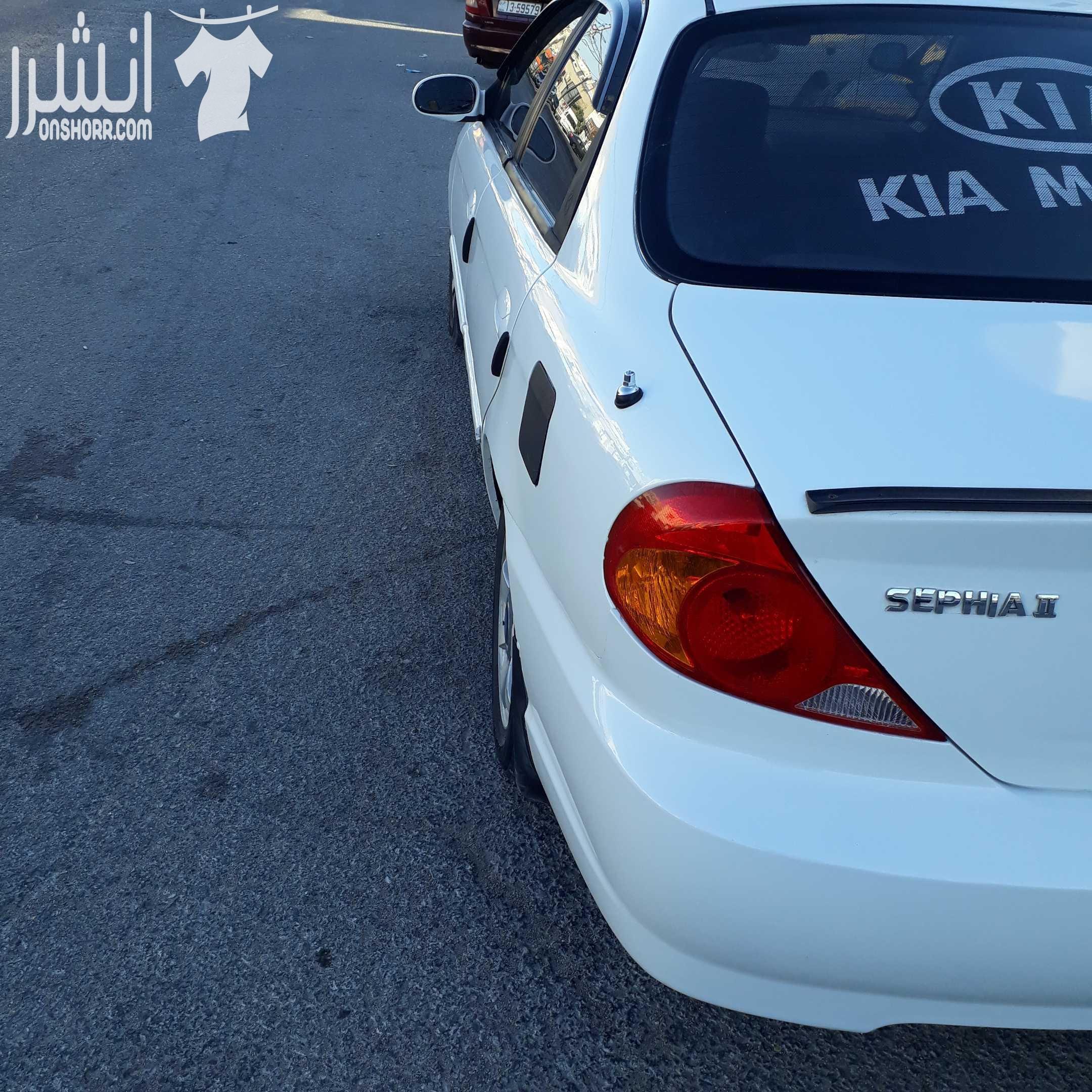 كيا سبكترا اربعه جيد بحالة الوكالة ماتور فحص جديد بيان جمركي مرخصه لشهر ١٨/٧/٢٠١٨ فرمايكا مركه وبيت نضاره كشافات داخليه حلوه كتير السياره بصلاه على النبي مش ناقصه حاجه