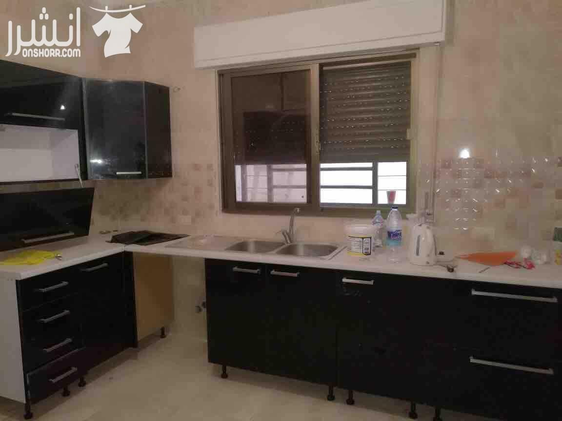 شقة للبيع في ضاحية الياسمين الجديدة 0796989360 السعر ٦٥٠٠٠ كاش قابل للتفاوض. شقة شبه أرضيه (تسوية ثانية) للبيع في ضاحية الياسمين الجديدة مساحتها (١٥٠ متر مربع ) تتكون من ٣ غرف نوم ( واحدة ماستر) ٣...