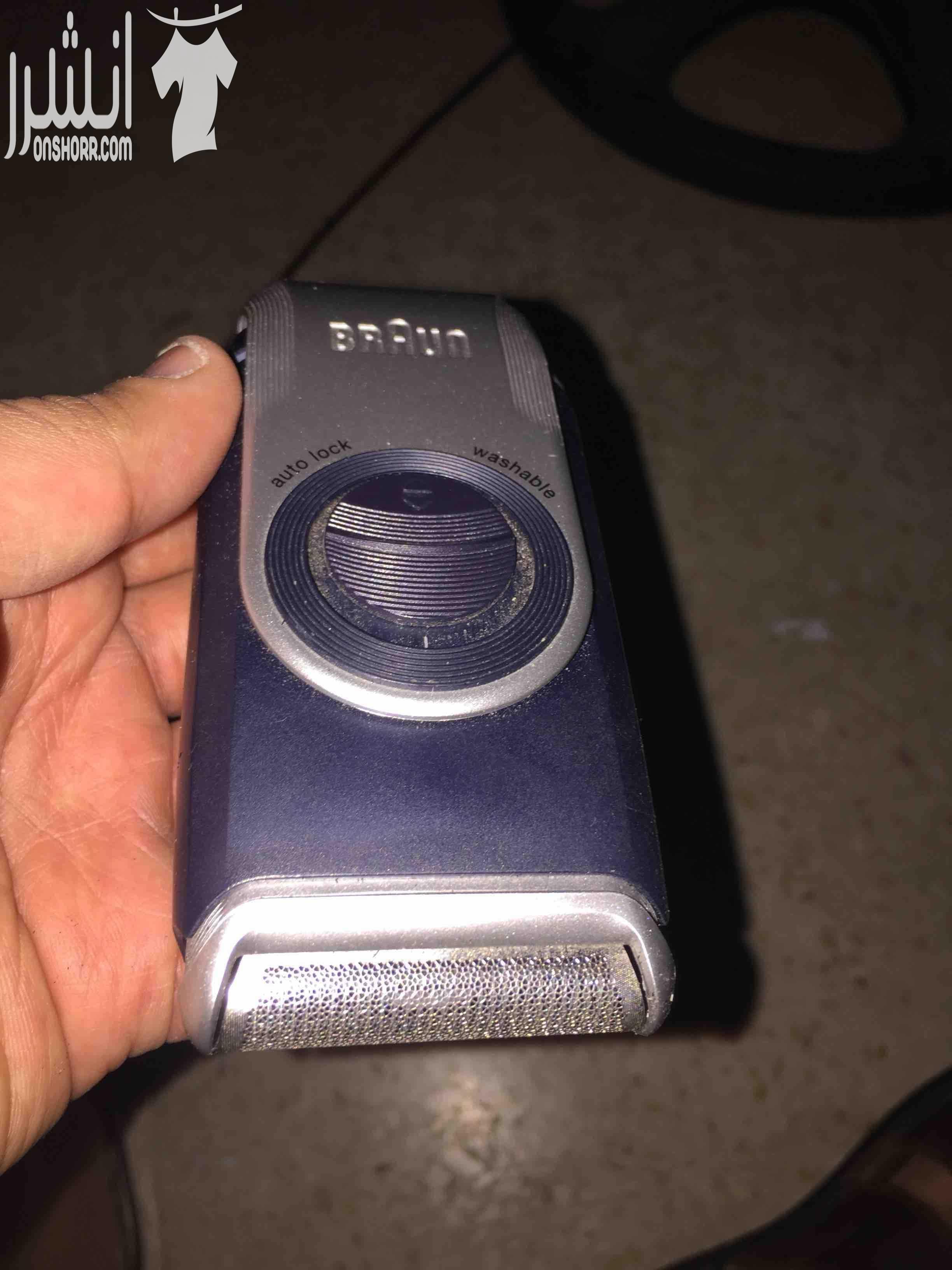 Braun serious 5 for sale Original made in germany Comes with it Charger Small trimmer Extra head and oil Small bag for travel purposes Coasts around 250 jd For sale for the highest price