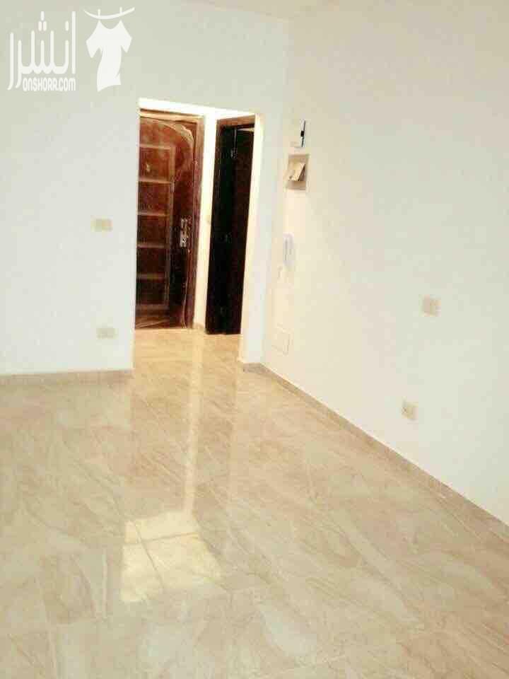 شقة للبيع في ضاحية الياسمين الجديدة 0796989360 السعر ٦٥٠٠٠ كاش قابل للتفاوض. شقة شبه أرضيه (تسوية ثانية) للبيع في ضاحية الياسمين الجديدة مساحتها (١٥٠ متر مربع ) تتكون من ٣ غرف نوم ( واحدة ماستر) ٣...