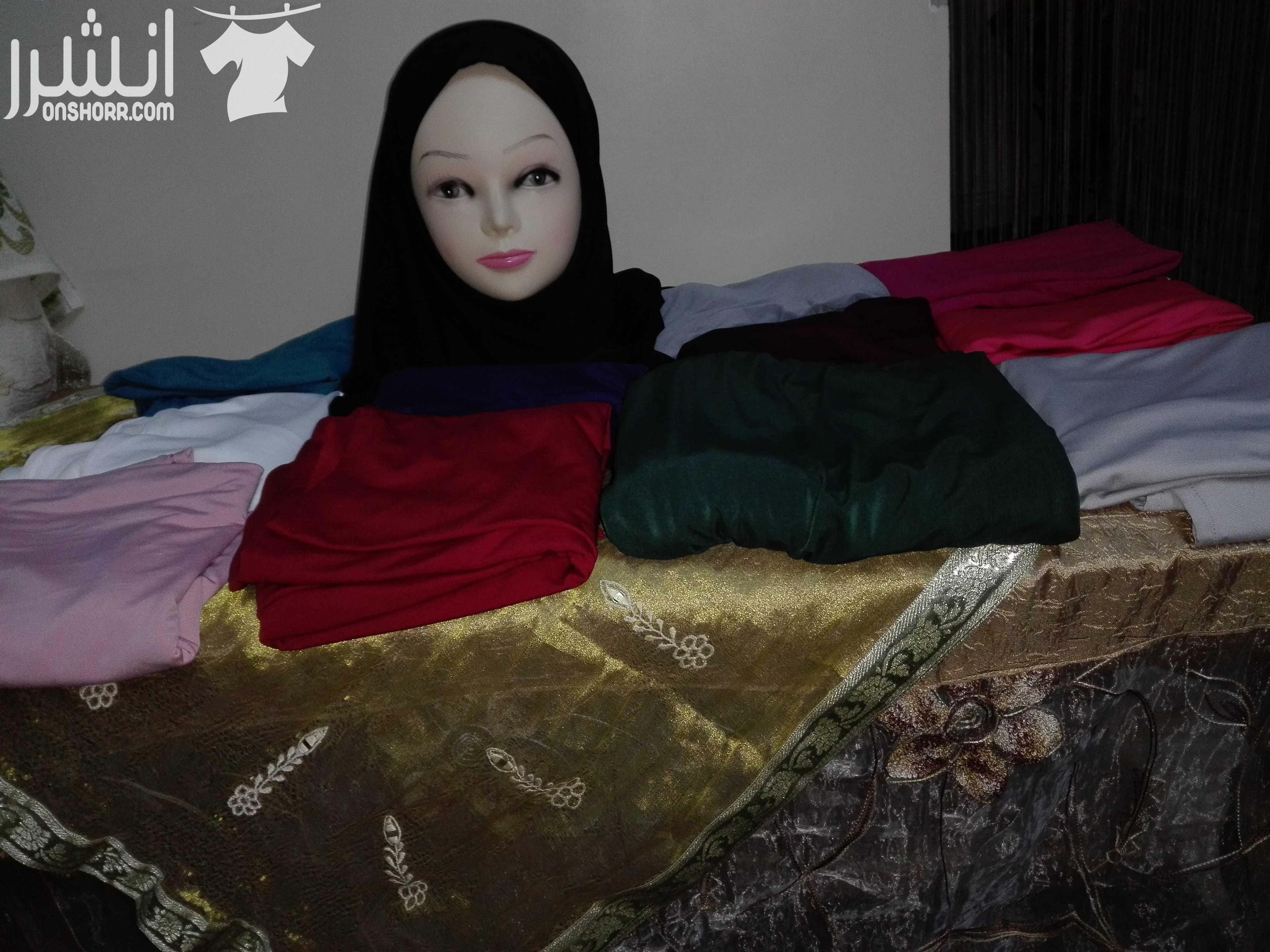 وصلتنا تشكيلة الوان رووعه الحجاب الماليزي بدون دبوس قماش قطن ناعم . يلا صبايا مين لسا ما حجزت ملاحظه :اربد/ احنا اون لاين مو محل بس توصيل للاستفسار : 0790942338