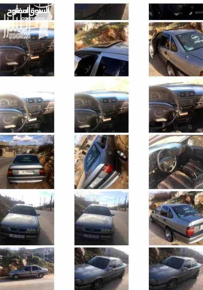 ماتور 1600 حلاب جنط 15 ترخيص 8 فحص امامي جيد يمين وشمال بايع خالي قَص قلبان سنتر فتحة كهرباء ثلاث حركات بلادها ايرباق 2 زجاج امامي كهرباء خلفي عادي غرفة نظيفة