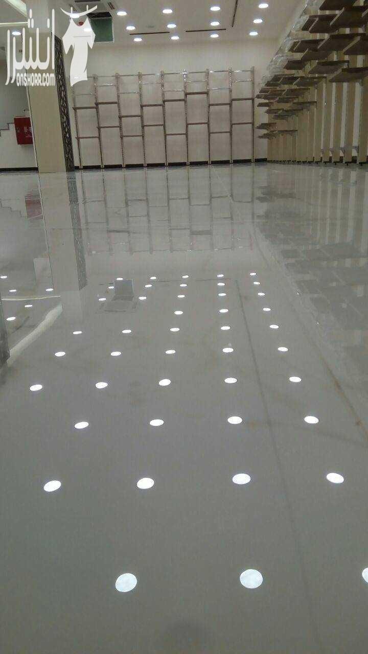 التنظيف الشامل للمنازل والفلل والقصور الشقق والمجمعات و المكاتب و الشركات تنظيف ما بعد البناء و الدهان للشقق و المطاعم و الشركات و المجمعات الاسكانية جلي وتلميع كافة انواع البلاط و الرخام بأحدث المعد...