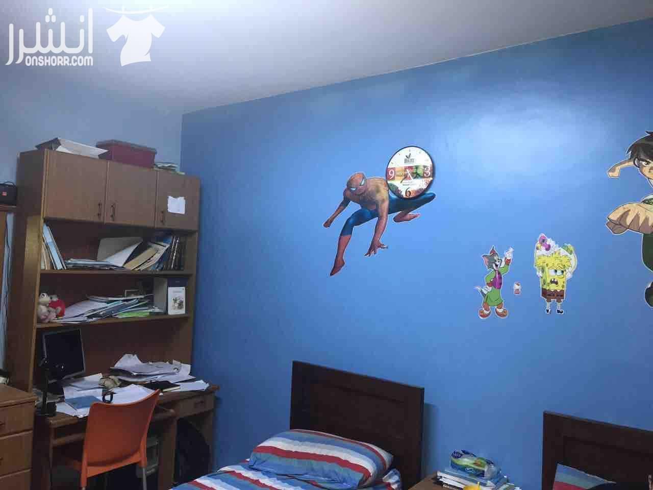 مساحه 148كوشان و158فعلي طابق تاني بجانب الكليه العلميه الاسلاميه ومدارس تقارب 3غرف نوم واحده ماستر3حمامات وغرفة معيشه وغرفة ضيوف وبلكونه مطبخ راكب (المطبخ المثالي) كراج مستقل مكيفات عدد 3حديد حمايه ل...