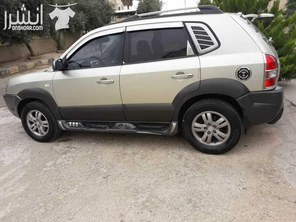 هونداي توسان 2009 بحاله ممتازة
جير اوتوماتيك تيبترونيك
حساسات رجوع
شبابيك كهربا
فرش جلد اسود
ستيرنج بور
سنتر لوك من الشركه اصلي
CD
AUX
مكيف حامي بارد