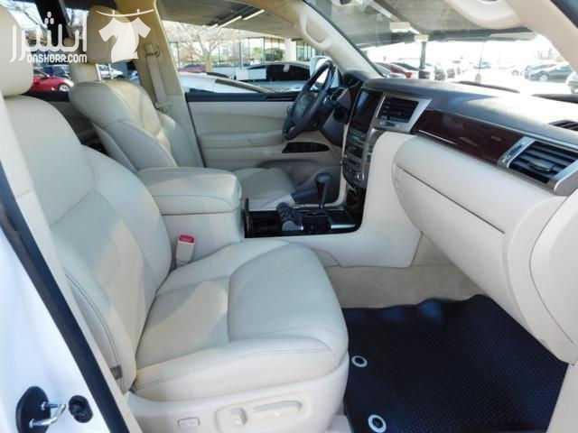 النوع: لكزس الموديل: LX 570 عام 2014 ناقل الحركة: أوتوماتيكي الكيلومترات: 37،000 كم بريدي الإلكتروني هو: dsiham87@gmail.com