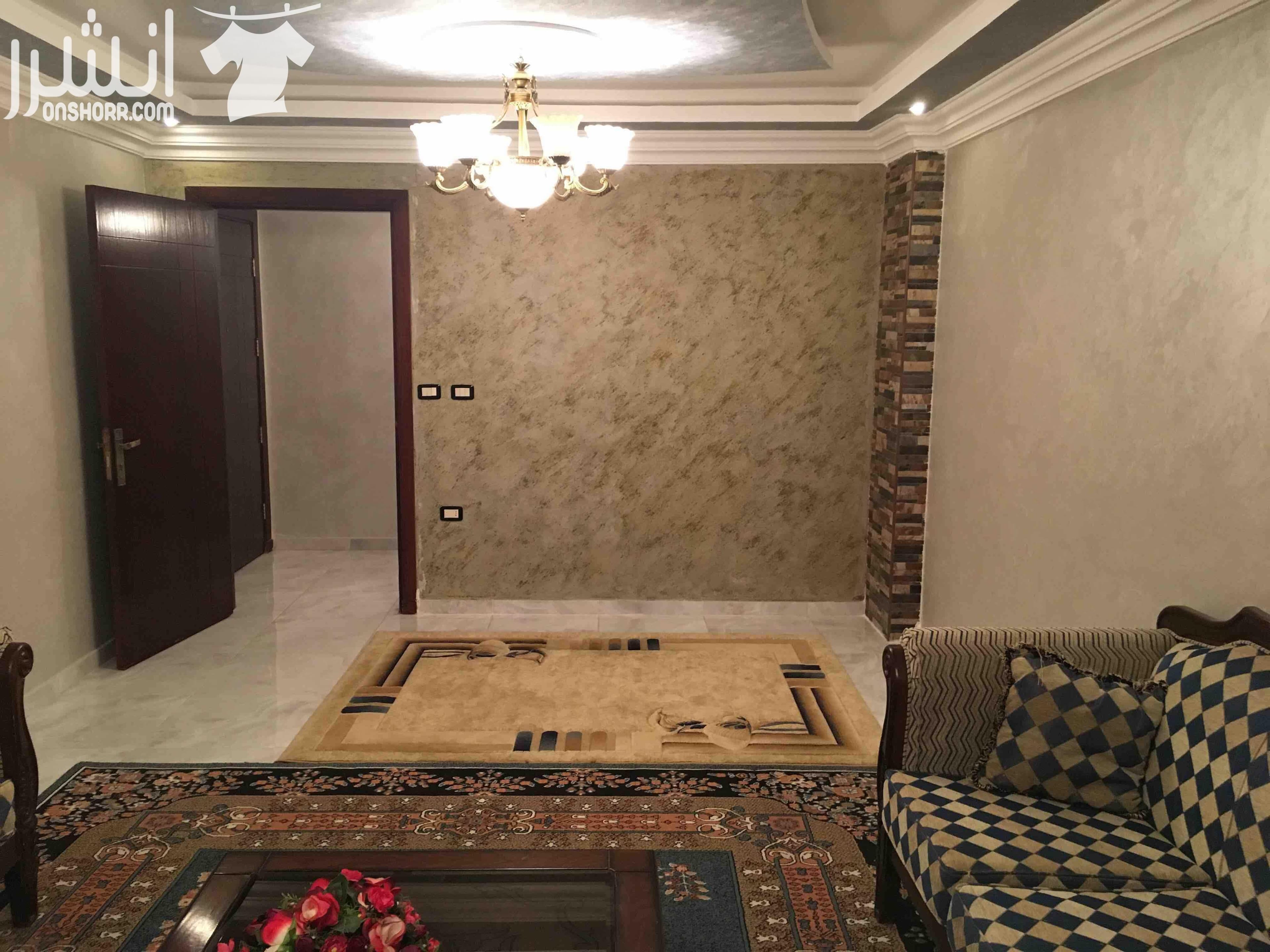 السلام عليكم شقة سكنية فاخرة مساحة 185 متر قرب سوبر ماركت mk خلف الراهبات الوردية حي راقي خدمات متوفرة نظام مراقبة كاميرات للعمرة كاملة كراج خاص تشطيبات فاخرة مطبخ نظام امريكي راكب جاهز اشتراك...