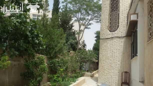 بيت للبيع
المنطقه بين مرج الحمام وناعور
قرب مدرسة دير الاتين
حوض أم عريجات
التفاصيل
مساحه الأرض 1 دنم
مساحه البناء الأرضي 150 متر مربع
مساحة الطابق الثاني 240 متر مربع
منطقه هادئه جدا مريحه مط...