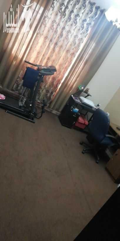 شقه مميزه للبيع ياجوز الجبل الشمالي مقابل شارع 30 مساحتها 150 متر وبلكونه 3 غرف نوم وحده ماستر صالون وصاله كبار مطبخ راكب 3حمامات شاور بوكس وخزائن حمامات ومصعد راكب.. البيع بداعي السفر
البيع مع العف...