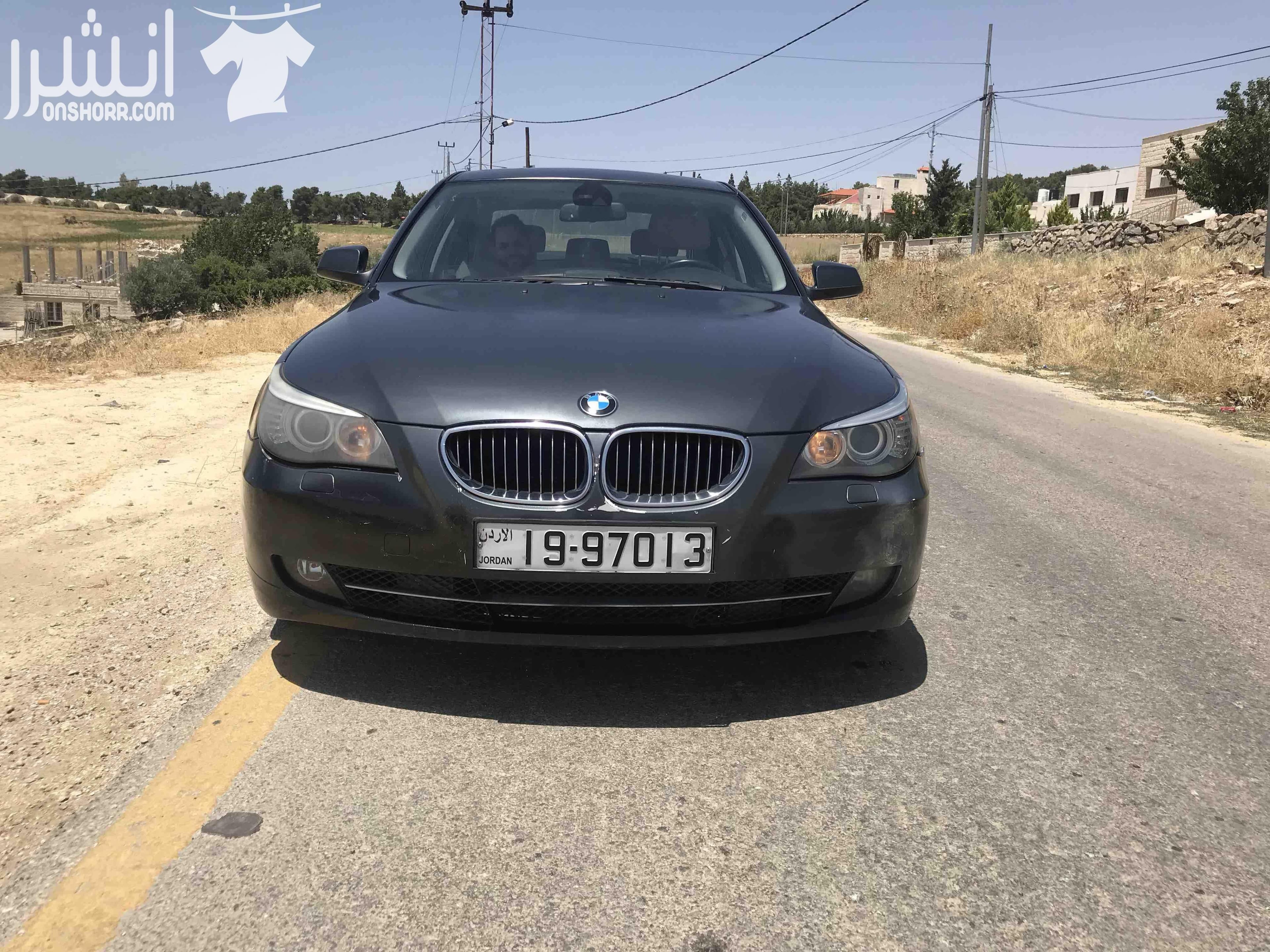 للبيع BMW 2010 528 3000 سي سي 6 سلندر فحصها 3 جيد ضربه خلفي مكينه 60٪ من 60٪ لون فيراني قير طياره وتب ترونك 6 غيرارت مرخصه لسنه فل كامل مع فتحت سقف وكراسي جلد كونديشن امامي خلفي مع تحكم اوتو...