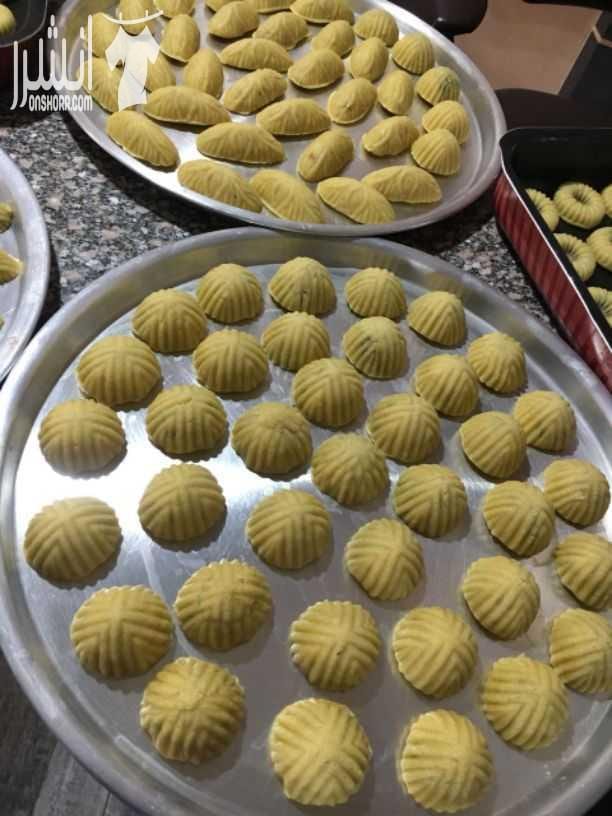 سيده اقوم بتجهيز جميع الاكل البيتي المتقن وجبات غداء وافطار للشركات والمدارس والعزائم والبارتي شاور والبيي شاور وحفلات اعياد الميلاد والتخرج بالاصناف التي تختارونها اسعار مناسبه جدا وخدمه توصيل وعمل ك...