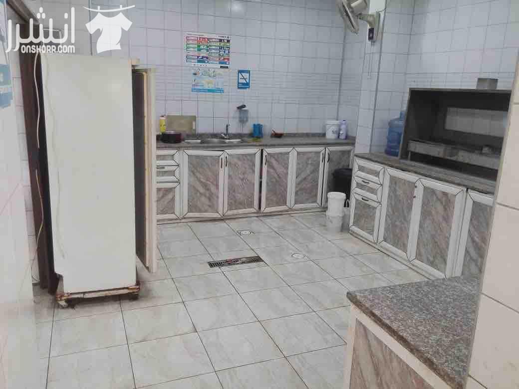 محل بابين مع عدته للبيع لعدم التفرغ في الرصيفة حي الرشيد بسعر مغري جداًللاستفسار الاتصال على الرقم 0798922559