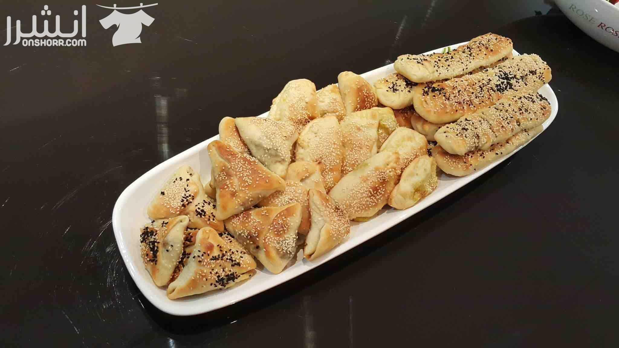مشروعي اكلات وحلويات بيتيه وعندي صفحه للتواصي الي بحب يطلب يدخل على صفحتي او على رقم 07 9688 4575 او ممكن اعمل مع في اي مشروع اخر في مجال الاكلات البيتيه