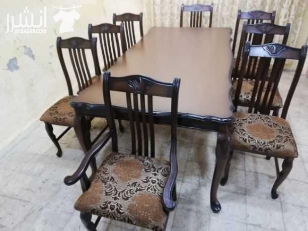 طاولة سفره ثمن كراسي خشب زان ولاتيه بحالة الوكالة ولا نكشه دهان جديد وتنجيد جديد يعني الطاولة وكاله والسعر لقطه لقطه لقطه 250دينار.. والله يبارك لصاحب النصيب للاستفسار..0790923578
