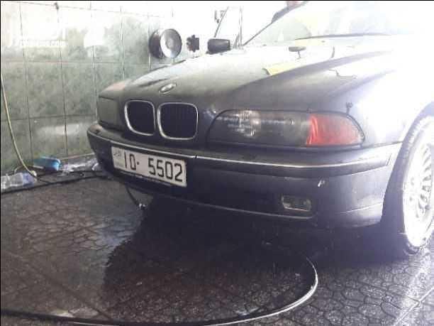 سيارة BMW 525 موديل 1998
فحص كامل جميع الاضافات مميز
١ زجاج فرش مرايا برداية خلفية جميعهم كهرباء
2 مكيف ثلاجة يعني تبريد ممتاز
3 جير توب ترونيك
4 فتحة بالسقف كهرباء كرستال
5 نيفغشن شاشة أص...