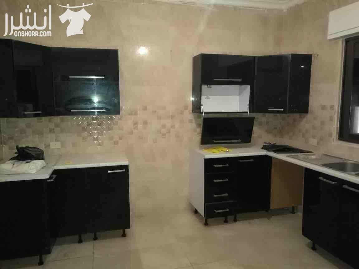 شقة للبيع في ضاحية الياسمين الجديدة 0796989360 السعر ٦٥٠٠٠ كاش قابل للتفاوض. شقة شبه أرضيه (تسوية ثانية) للبيع في ضاحية الياسمين الجديدة مساحتها (١٥٠ متر مربع ) تتكون من ٣ غرف نوم ( واحدة ماستر) ٣...