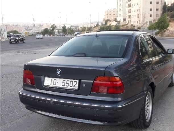 سيارة BMW 525 موديل 1998
فحص كامل جميع الاضافات مميز
١ زجاج فرش مرايا برداية خلفية جميعهم كهرباء
2 مكيف ثلاجة يعني تبريد ممتاز
3 جير توب ترونيك
4 فتحة بالسقف كهرباء كرستال
5 نيفغشن شاشة أص...
