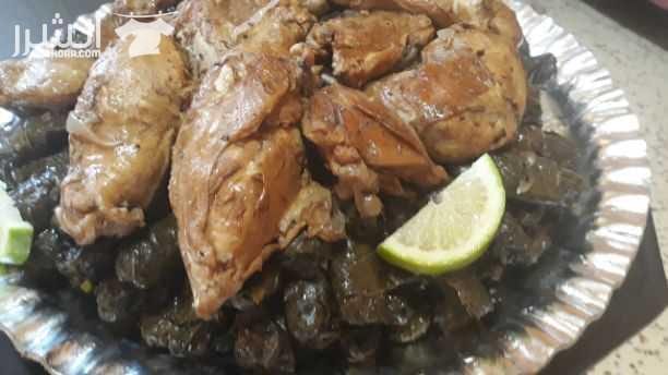 ورق عنب دينا للتواصي جميع الاكلات وعلى استعداد تلبيه كميات كبيره لجميع مناسباتكم بافضل الاسعار للتواصي ٠٧٩٨١٣٢٤٧٨