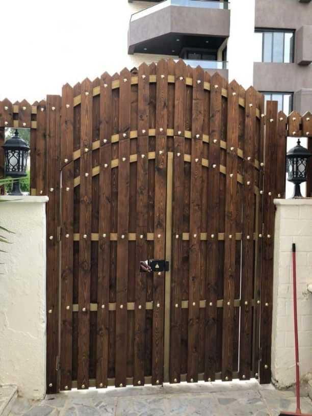 مؤسسة الحسام لكافة أعمال القرميد والديكورات والمظلات الخشبية ودربزينات للاستفسار يرجى الاتصال على الرقم التالي 0799771290