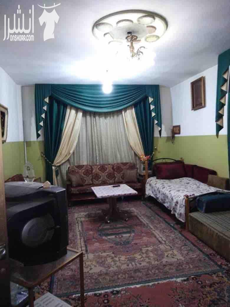 لقطه لقطه يـ✌ـا بلاش بيت مستقل مكون من ثلاث طوابق لطابق الاول ثلاث غرف وصالون ومطبخ راكب جديد ومعيشه وثلاث حمامات الطابق الثاني مكونين ثلاث غرف وصاله ومطبخ وحمام والطابق الثالث واقف على التشطيب ومزر...
