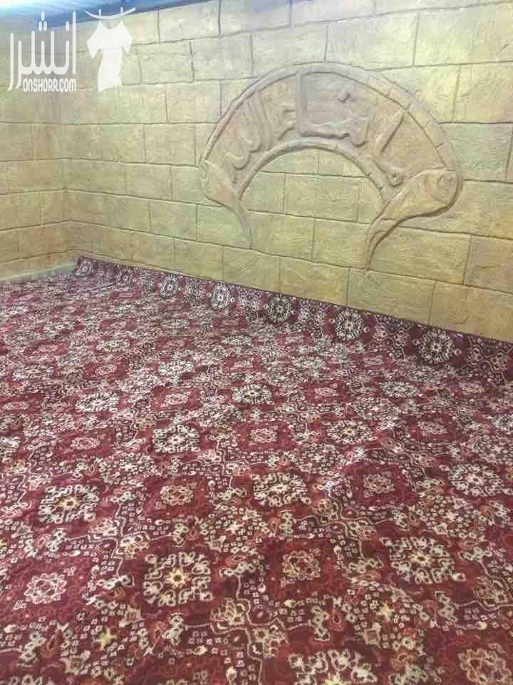 مزرعه للايجار اليومي في منطقه المفرق بلقرب من منشيه بني حسن المزرعه مجهزه بلكامل ويوجد فيها مني ماركت وجلسات اكواخ ومظافه مجهزه على النظام السوري القديم ويوجد مسجد ومطبخ خارجي وحمامات خارجيه