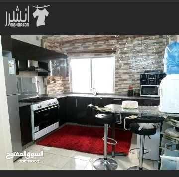 شقة للبيع في البيادر حي الرونق دخلة النادي الاهلي ووزارة الاشغال طابق اول مساحه ١٥٠ متر من المالك فقط ٦٠٠٠٠