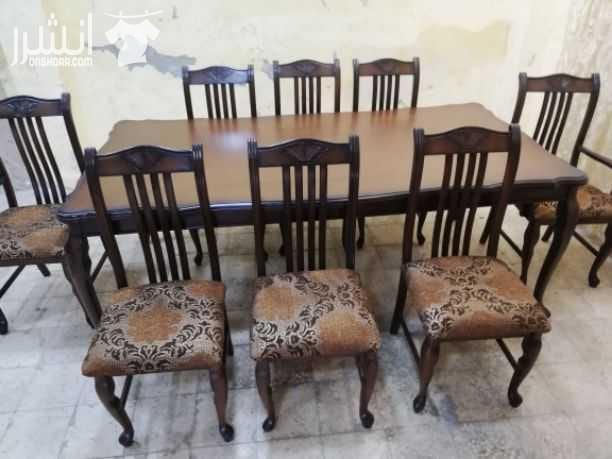 طاولة سفره ثمن كراسي خشب زان ولاتيه بحالة الوكالة ولا نكشه دهان جديد وتنجيد جديد يعني الطاولة وكاله والسعر لقطه لقطه لقطه 250دينار.. والله يبارك لصاحب النصيب للاستفسار..0790923578