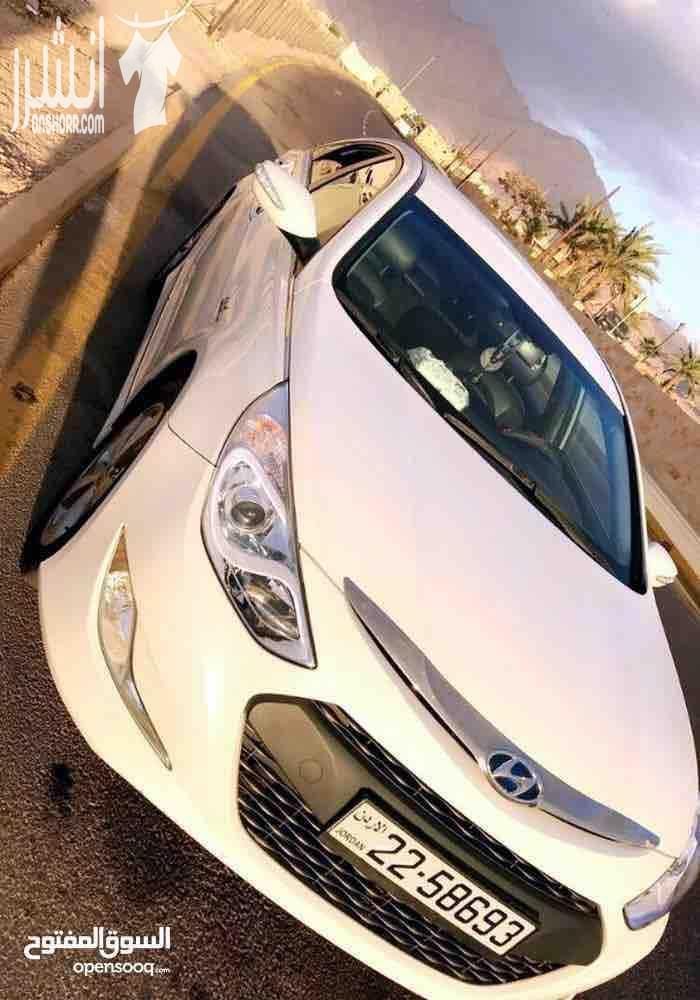 هونداي سوناتا هايبرد 2012 رويال ماتور 2000 وارد كوريا فل الفل فحص بدون فتحه ماشيه 55 الف كلشي من بلادها فحص الهايبرد 100% ستاندر لون لؤلؤي طالعه من الحره بشهر1/11/2017 مرخصه لغايه 1/11/2018 كراسي جلد...