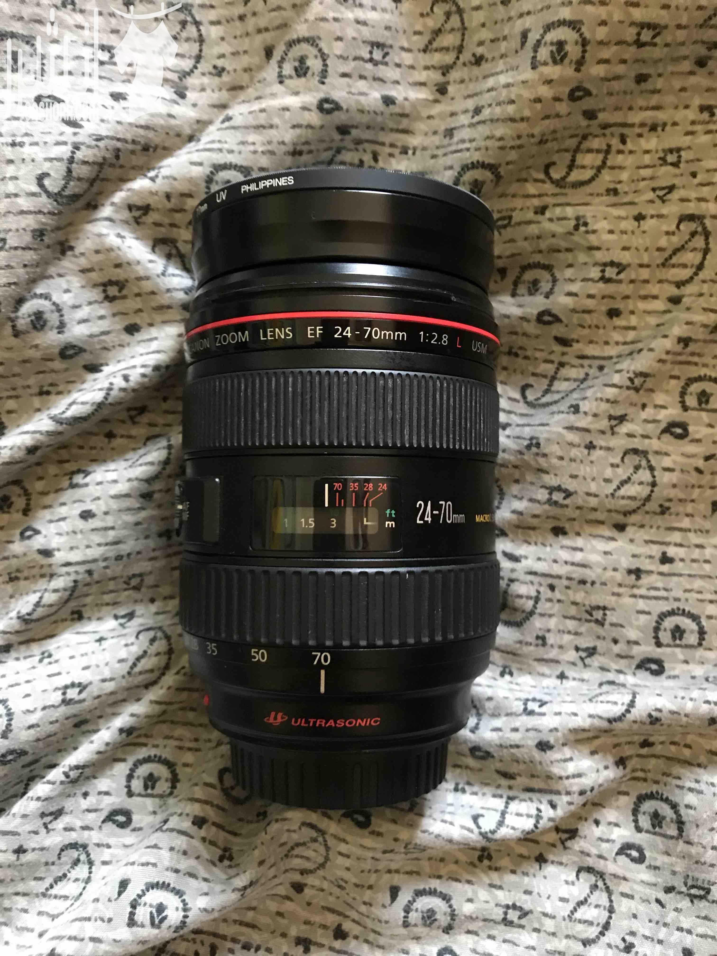 كاميرا canon 5Dmark2 بيجي معها ، باكج كامل عدسة 24 - 70 red line اصدار اول عدسة 50mm 1.8 stm جديدة مش مستعملة فلاش الكاميرا الاصلي . Battery grip اصلي Wireless flash عدد 3 فلتر للعدسة الشاحن...