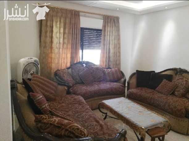 شقه مفروشه في ارقى مناطق مرج الحمام 190م 70م روف 3 نوم 1 ماستر 3 حمام صاله و صالون مكيفات روف ترس كبير