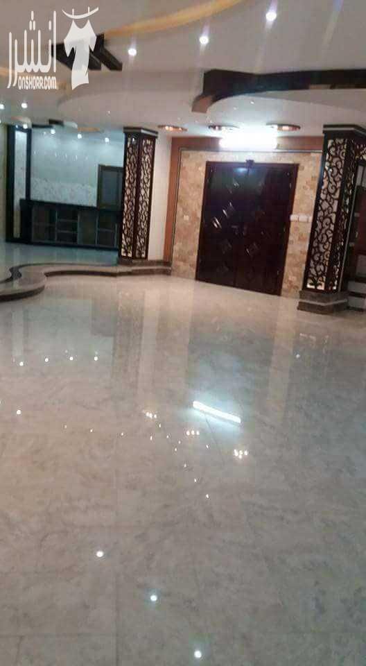 افضل خدمات التنظيف الشامل لجميع اجزاء المنزل من تلميع للارضيات والدرج وتنظيف الجدران وتلميع جميع الاكسسوارات وتنظيف وتعقيم الحمامات وتنظيف المطبخ ...... سارع بالاتصال بنا لتحصل على افضل الخدمات بأقل ا...