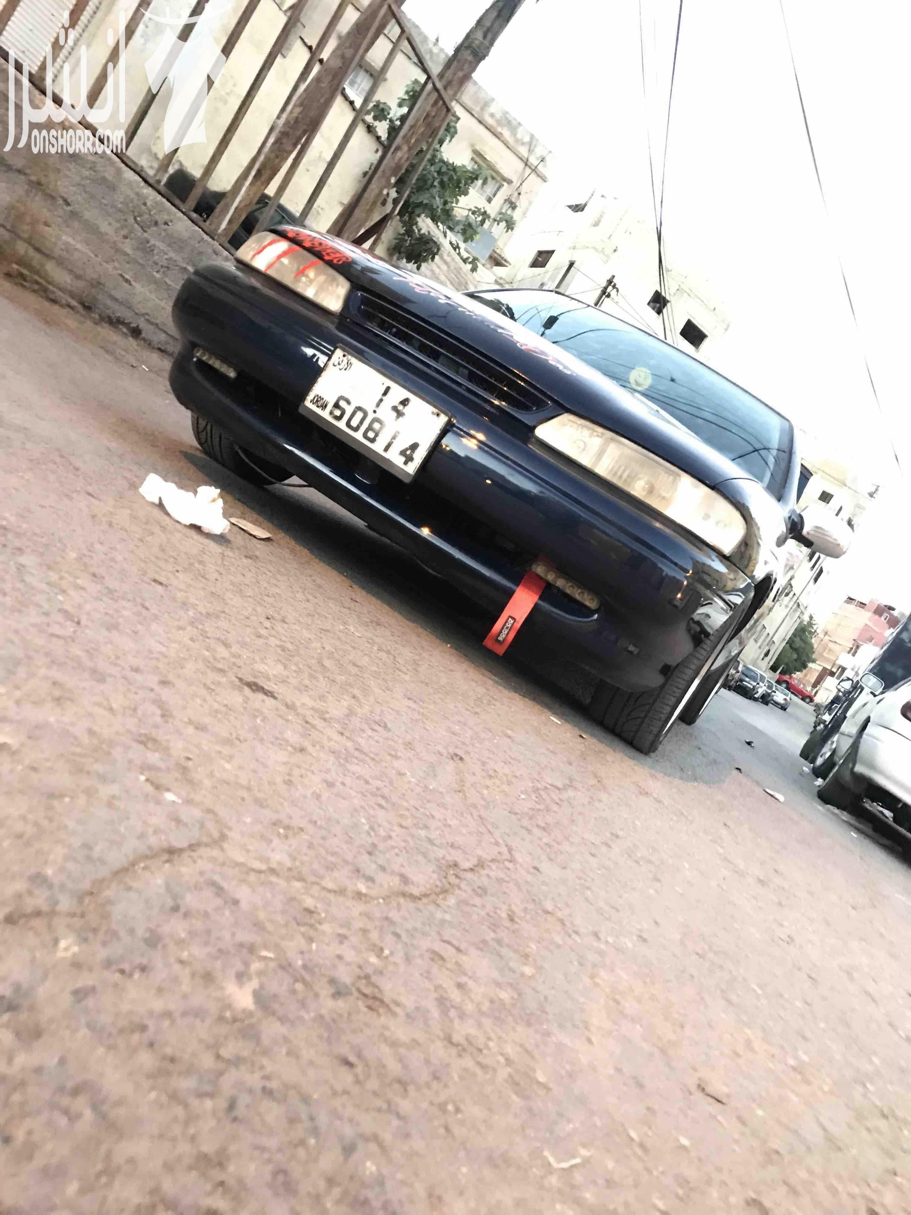 ما شاء الله السياره مش ناقصها شي ابداً مكيف حامي بارد شغال 100٪ قزاز كهربا كامل جنط 15 اخر قصه قريب 16 سستم كامل مكون من امبي فير 4000 و4سماعات كنويد وصب هوفر 1800 وت السياره مدهونه جديد مرخصه...