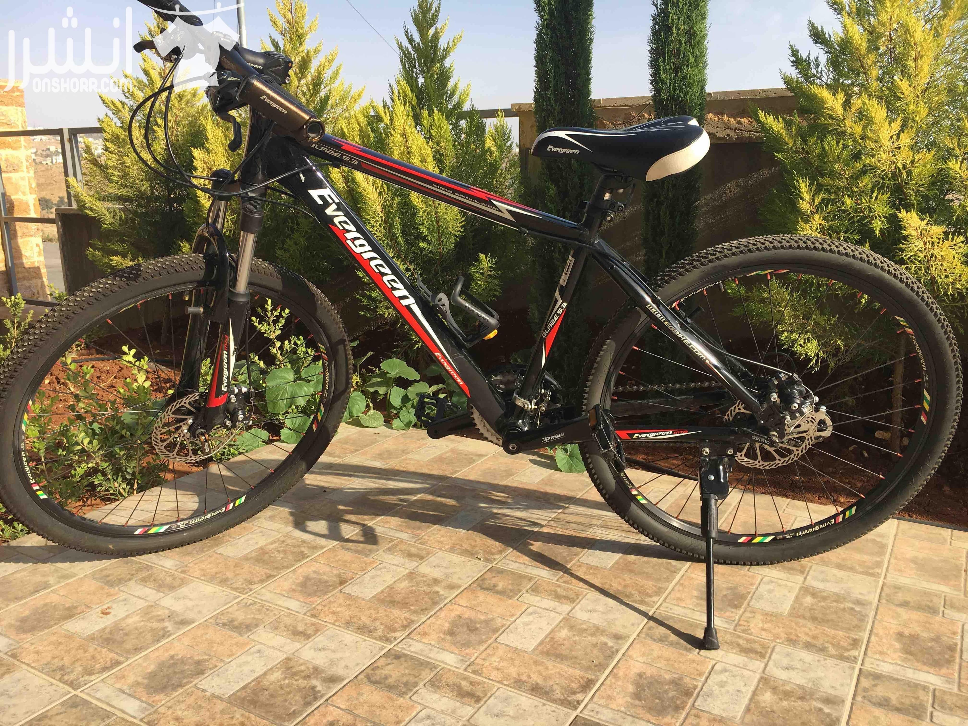 للبيع بسكليتات جبلية نوع (EVER GREEN) مستعمل بحالة ممتازة جداً جداً، غيارات نوع (shimano) 8 غيارات ، جنطاط المنيوم، كوشوك بحالة ممتازة ، صنوبرصات امامية، كرسي اسفنج *يوجد 30 بسكليت* للاستفسار:0799509...