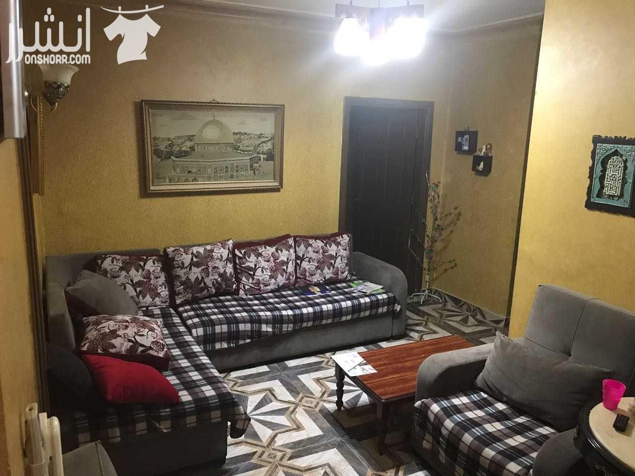 شقه في ضاحية الرشيد بجانب مدارس تقارب والكليه العلميه الاسلاميه طابق ثاني مساحتها 148م ثلاث غرف نوم واحده ماستر وثلاث حمامات المطبخ من المثالي شارع مكه مكفول وسخان فوري لكل حمام وجيزر كهربا للبيت كام...