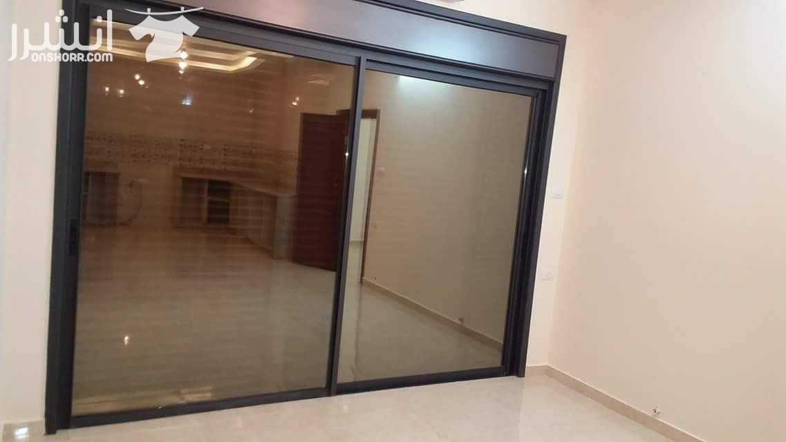تنظيف شقق بعد البناء والدهان تسليمها جاهزة للسكن . تنظيف وتلميع واجهات السيكوريت . تنظيف شقق مفروشة . تنظيف مكاتب . جلي بلاط . تنظيف وتعقيم فرشات سرير تنظيف وتعقيم الخزانات والابار . للطلب والاستفسار...
