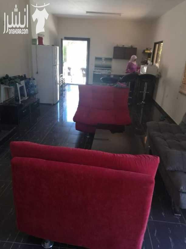 مزرعه للبيع وادي السلط نبع حريز مساحه 2650م...مسبح10×5 بيت 140م تشطيب ديلوكس.. حمام خارجي مع شاور.. مزروعه عمر الشجر8سنوات.. كوشان منفصل.. للاستفسار 00962792390050