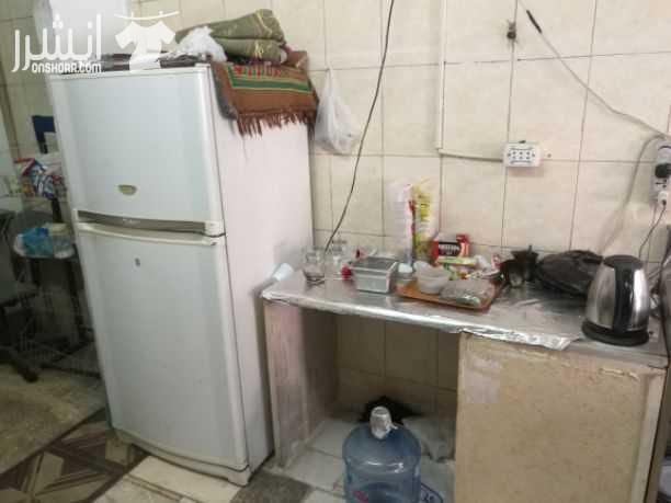 مطعم مجهز للعمل جميع الماكولات في منطقه صناعيه وتصليح السيارات مساحه 45متر مربع في منطقة الرمم بعد كازية جردانه قبل الاشاره الضوئيه خلف البنك الاردن الكويتي
