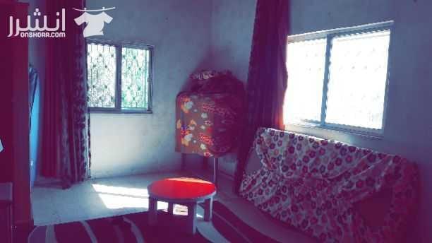 بيت مستقل للبيع وعليه ارض
٣غرف
٢ حمامين
مطبخ
العنوان : طريق ياجوز حي الرشيد خلف محكمة المدينه للاستفسار الاتصال على الرقم 0795900685