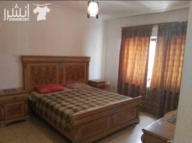 شقه مفروشه في ارقى مناطق مرج الحمام 190م 70م روف 3 نوم 1 ماستر 3 حمام صاله و صالون مكيفات روف ترس كبير