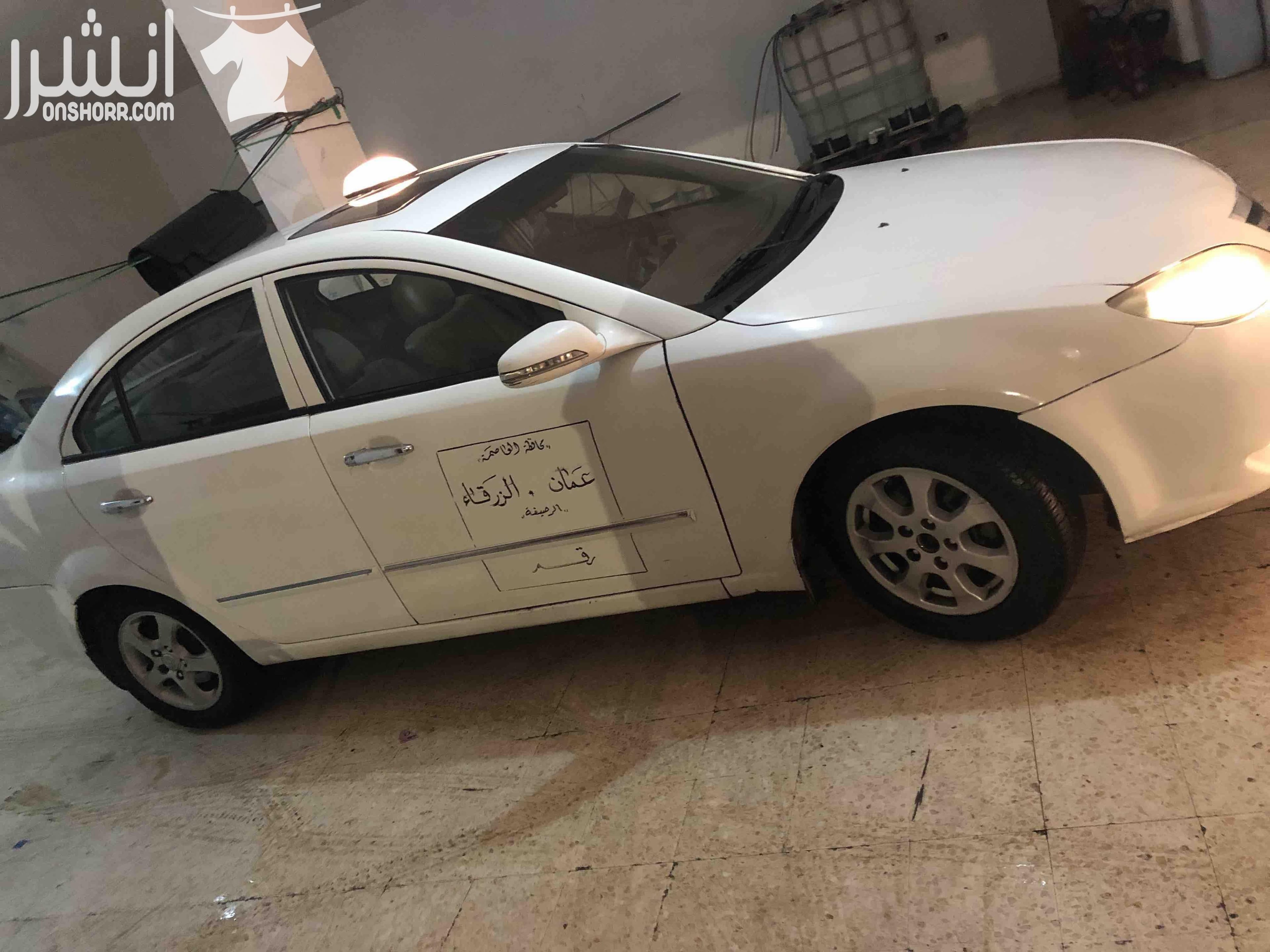 سياره سرفيس عمومي للبيع خط (عمان_الزرقاء_رصفيه) موديل ٢٠٠٩ باقي على شطبها ثلاث سنوات ترخيص جديد بتاريخ ١٠/٤/٢٠١٩