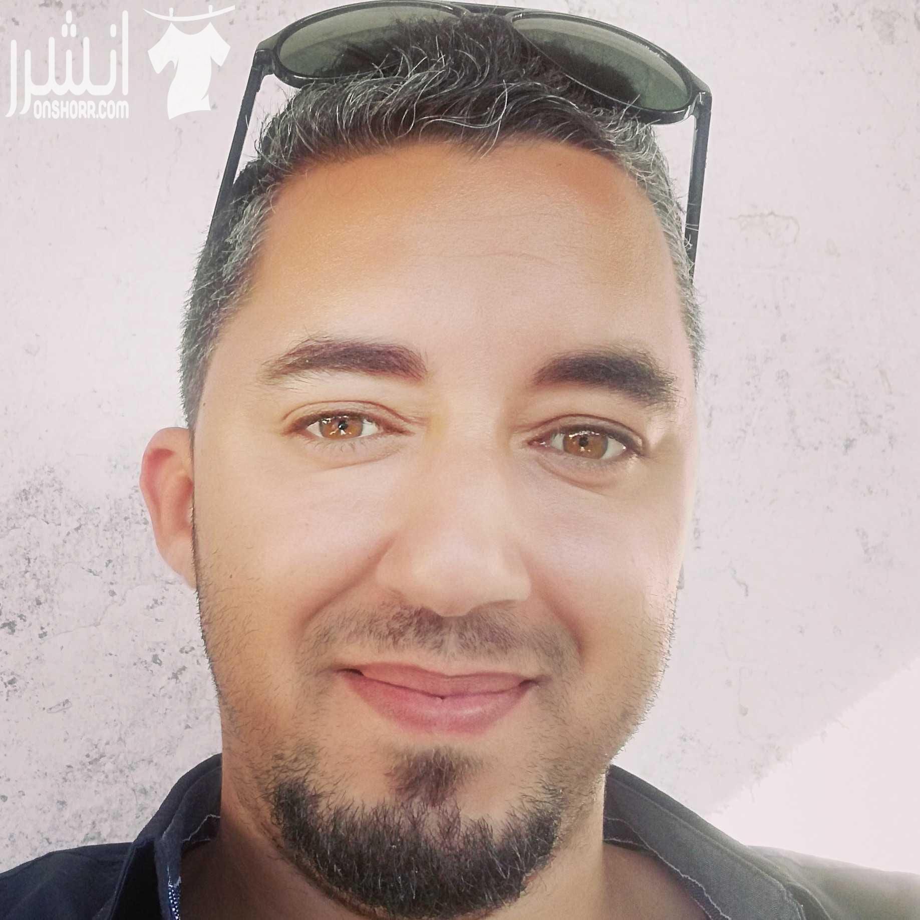 تدريس مواد اللغة العربية لطلبة الجامعات، والمرحلة الثانوية، والأساسية، وأصلكم أينما كنتم كما أنني أقوم بتحرير، ومراجعة، وتدقيق الأبحاث والكتب شعارنا الجودة والإتقان، ومنهجنا الشغف في العمل