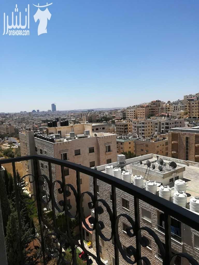 تلاع العلى أجمل المواقع الهادئة والمطلة 197م طابق ثانى 3نوم 3حمام صالون سفرة معيشة مطبخ بلكونة عدد 2 وغرفة خادمة مع حمام كراج مصعد مخزن أرضيات رخام زجاج دبل جلاس تدفئة أباجور كهرباء ديكورات جبص فاخرة...